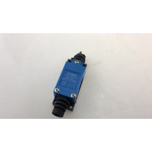 ME-8111 NO NC Momentary Pin Plunger Actuator Enclosed Limit Switch